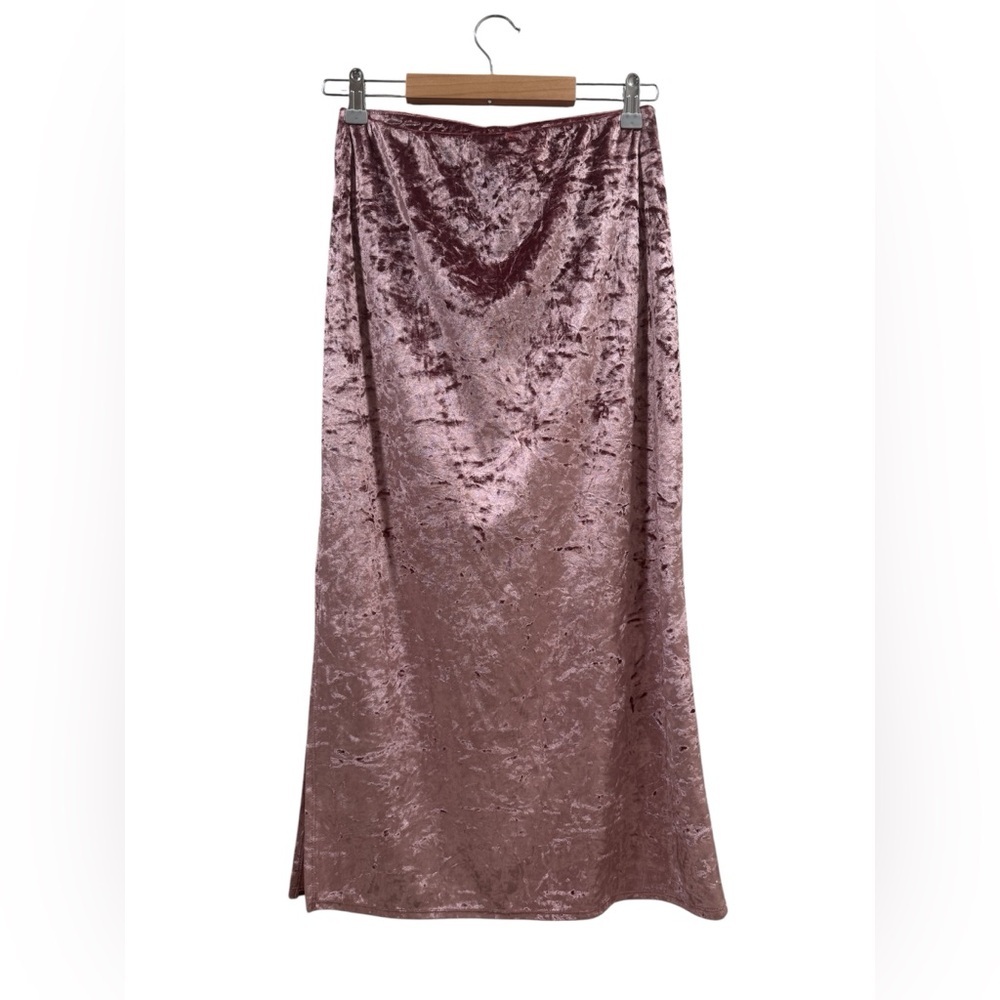 Wayf Blush Crushed Velvet Ruched Midi Skirt - Picture 3 of 5